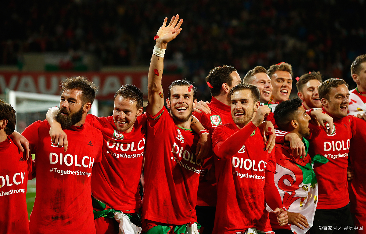 米兰德比大战，AC米兰取得关键胜利