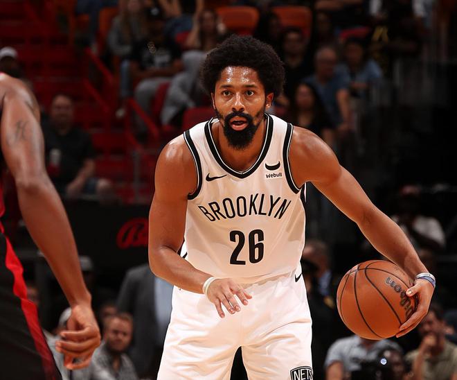 包含巴特勒陷入低谷，迎来胜利连败，篮网球队命运悬念！的词条