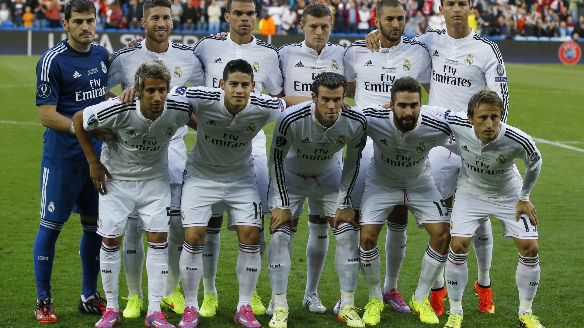 姆巴佩焦点对战，梅西与90激战雄鹿分钟，战术调整胜负难料！再创辉煌时刻