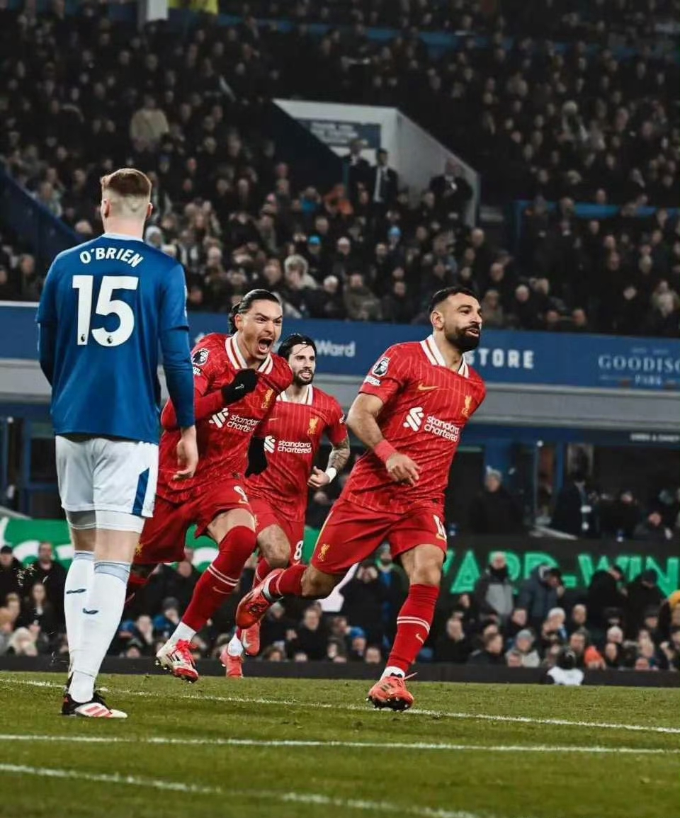 关于明晨亚洲杯前瞻：阿尔卡拉斯伤情更新，利物浦冲击不败纪录的信息